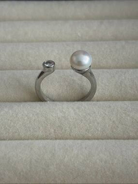 Freshwater Pearl and Clear Stone Open Ring - Silver Tone